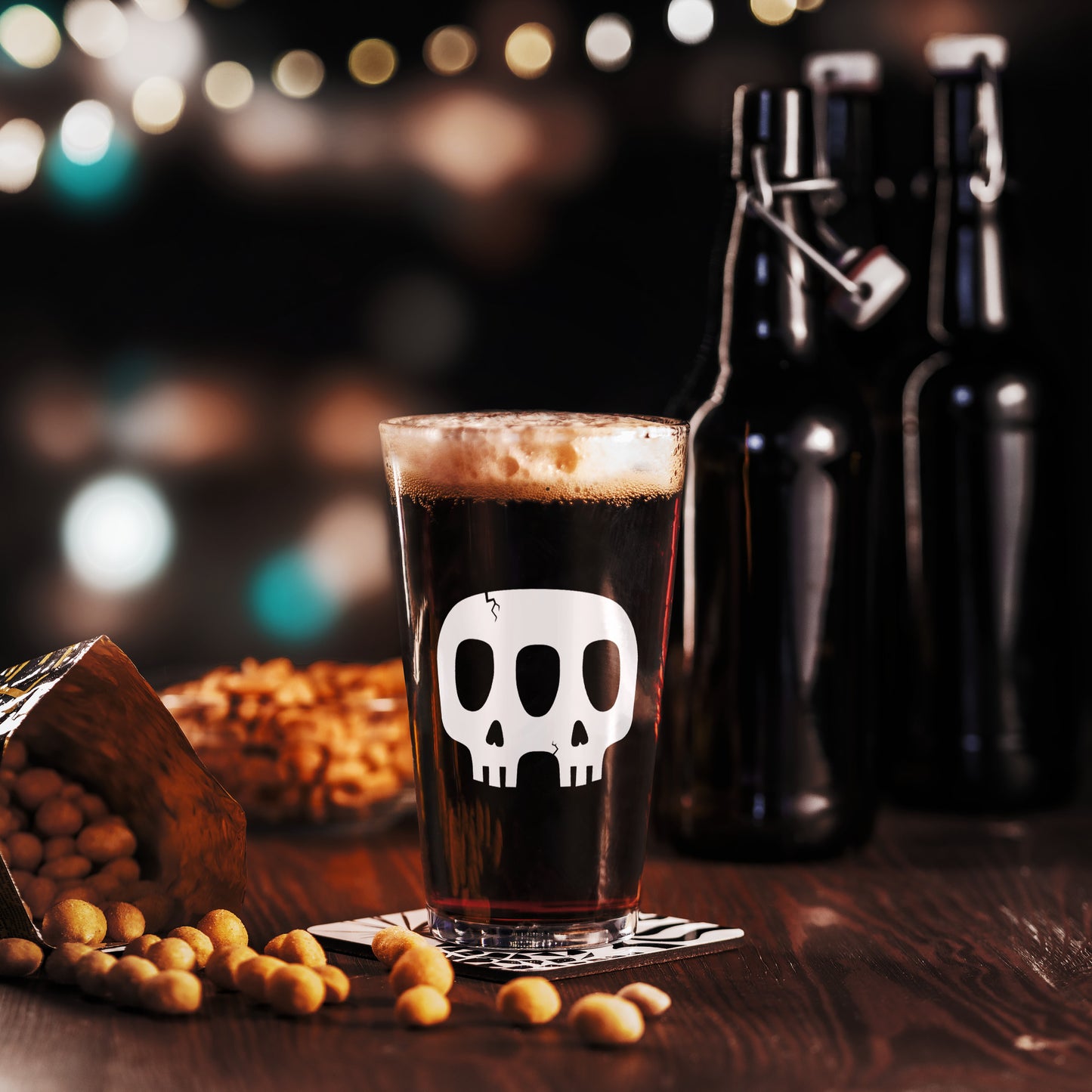 R&M Skullz Shaker pint glass